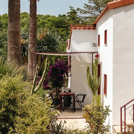 בית נופש Maison De Et Jardin Botanique A 600m De La *