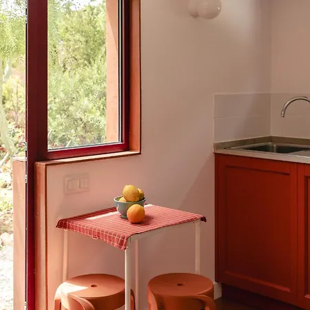 בית נופש Maison De Et Jardin Botanique A 600m De La *